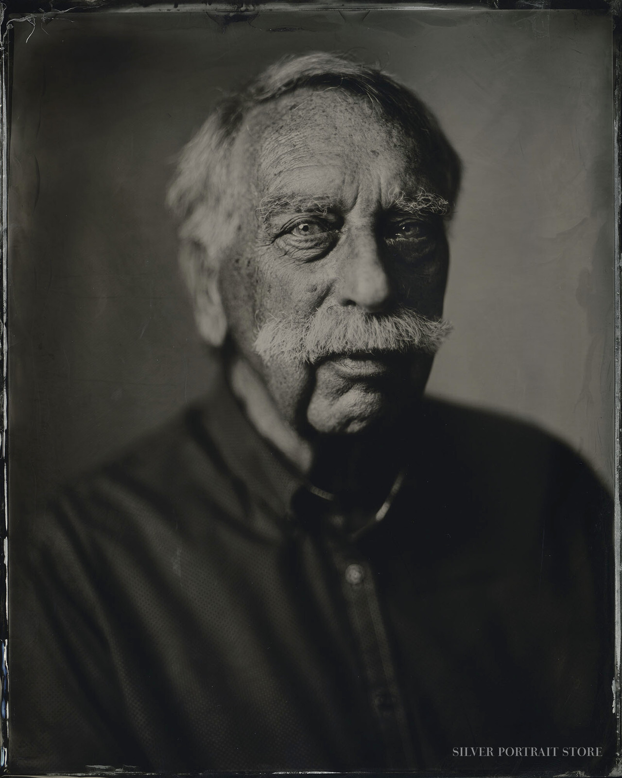 Frits-Silver Portrait Store-Wet plate collodion-Tintype 20 x 25 cm.