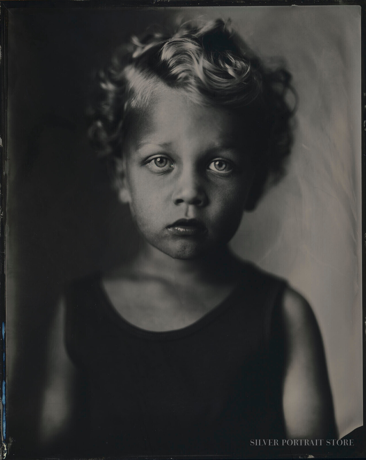 Vic-Silver Portrait Store-Wet plate collodion-Tintype 20 x 25 cm.