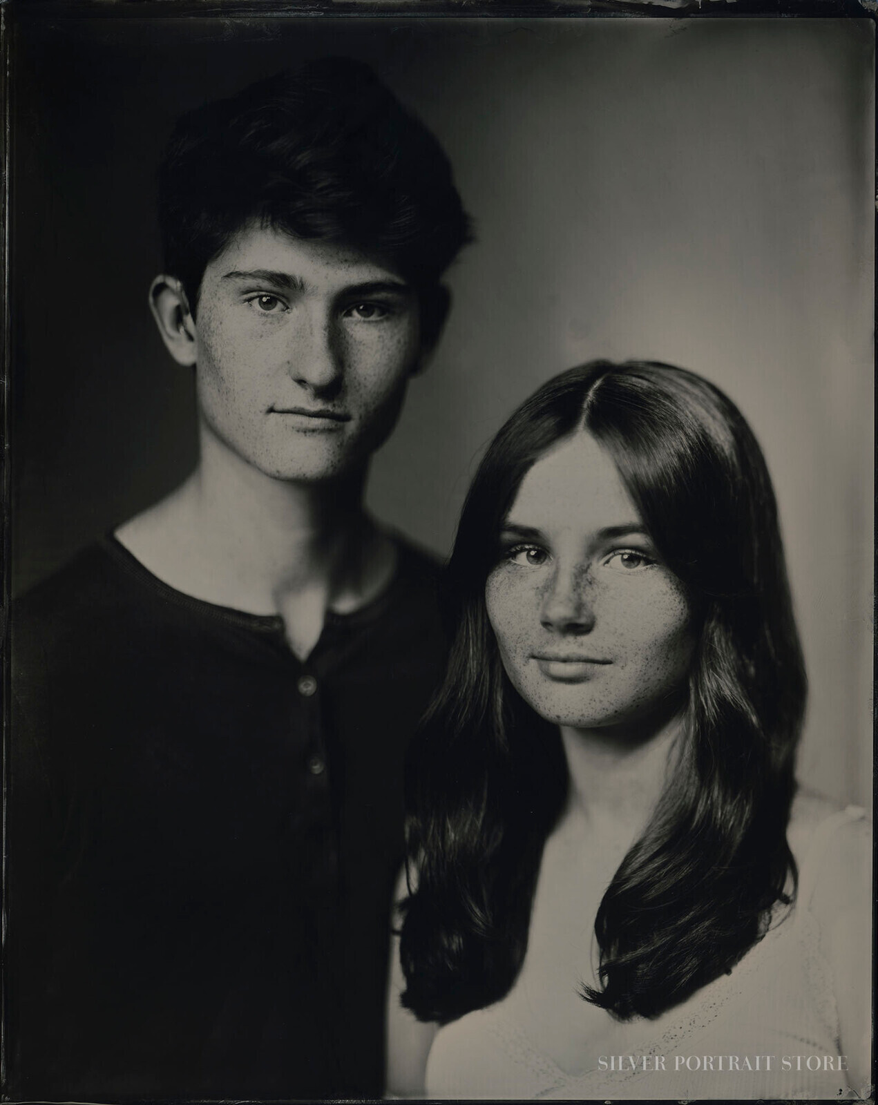 Mick en Josephine-Silver Portrait Store-Wet plate collodion-Tintype 20 x 25 cm.