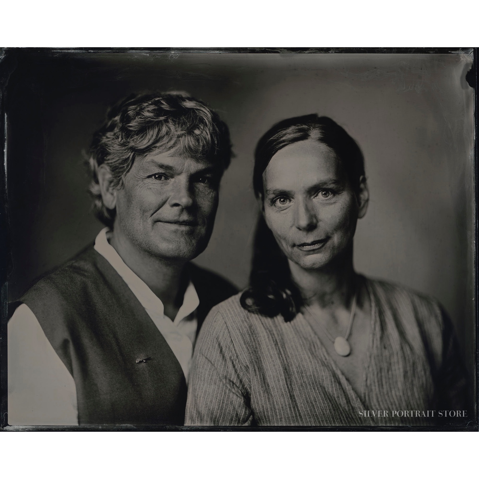 Peter & Anna - Silver Portrait Store-Wet plate Black glas Ambrotype 20 x 25 cm.