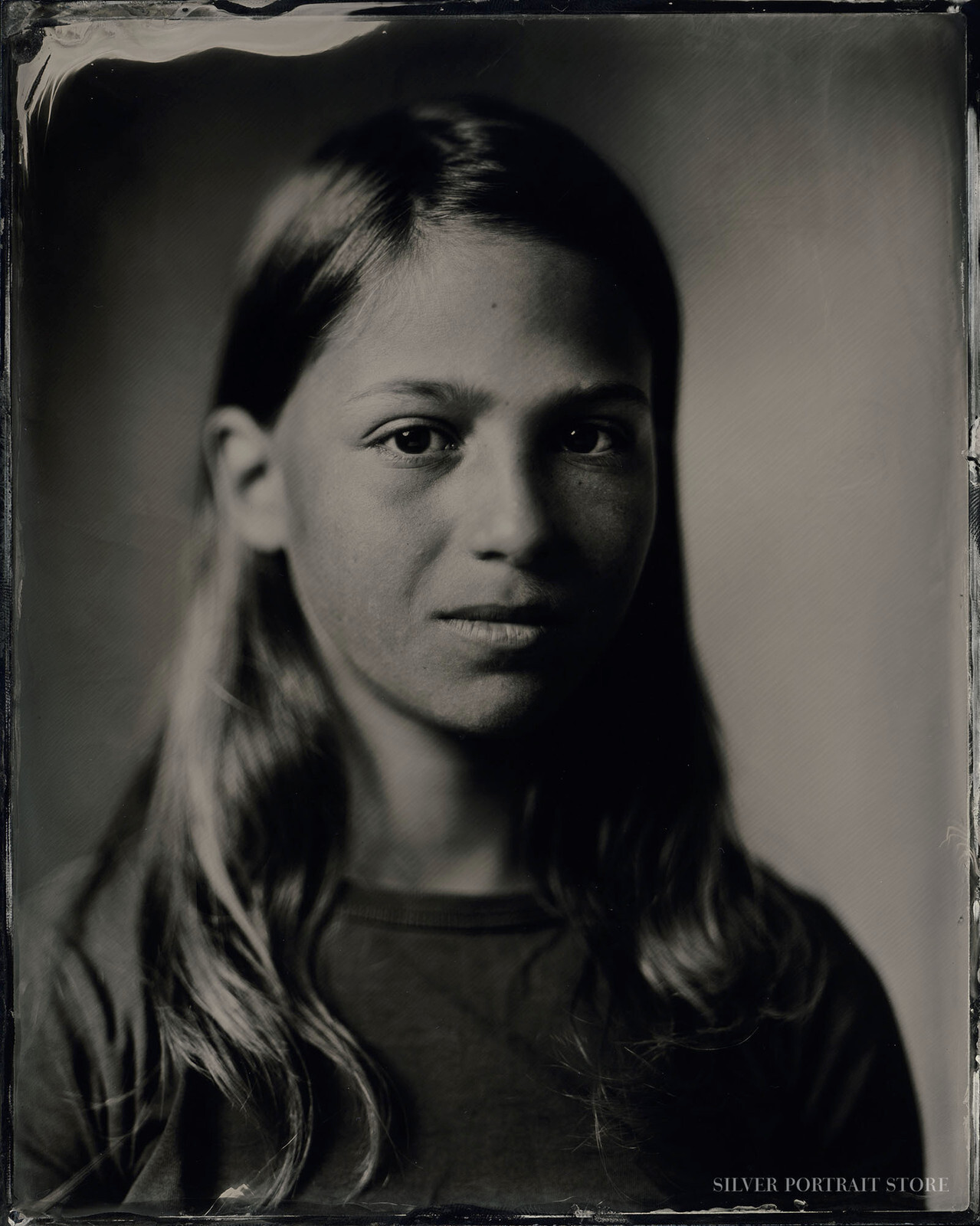 Finn-Silver Portrait Store-Wet plate collodion-Black glass Ambrotype 20 x 25 cm.